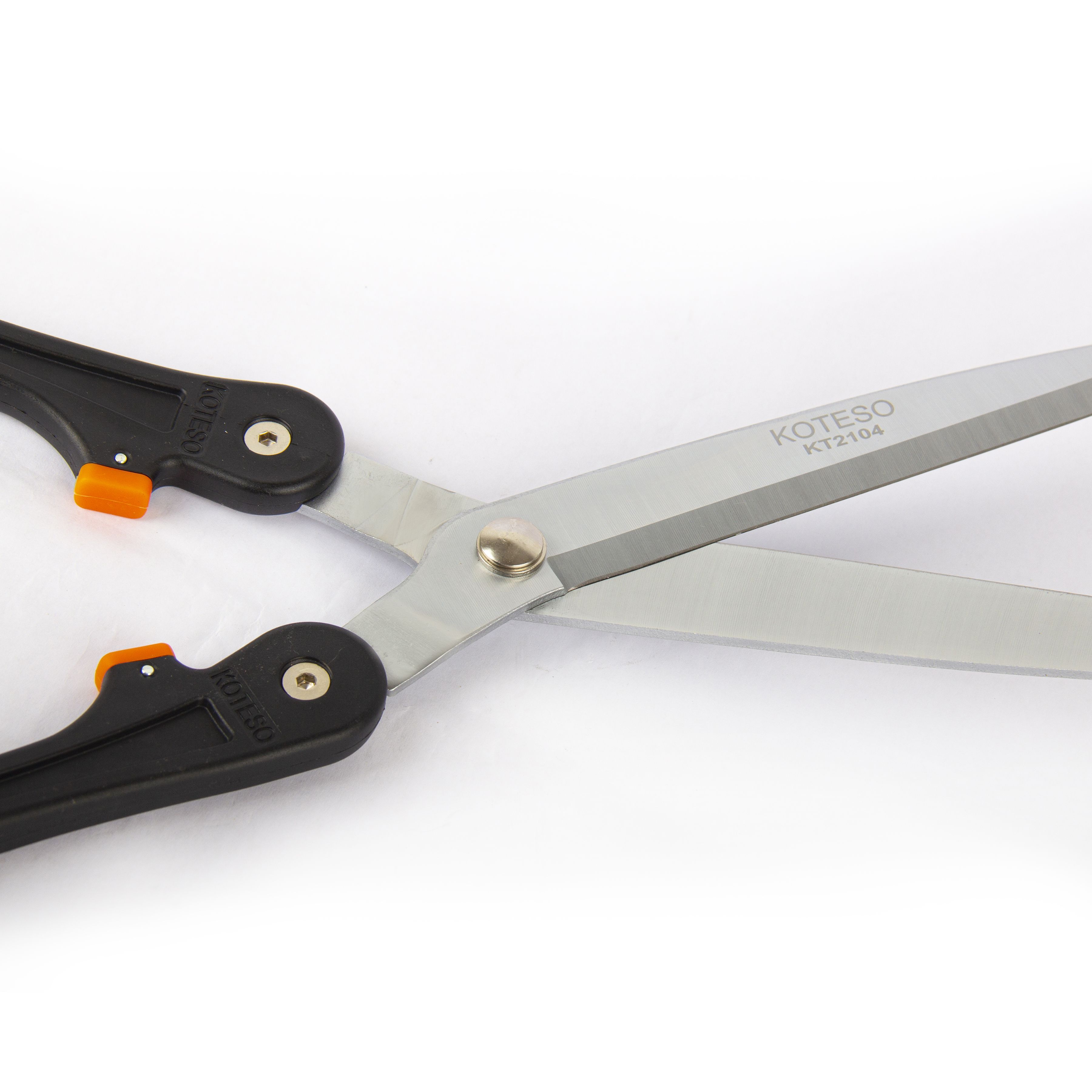 Hedge Shear 2104