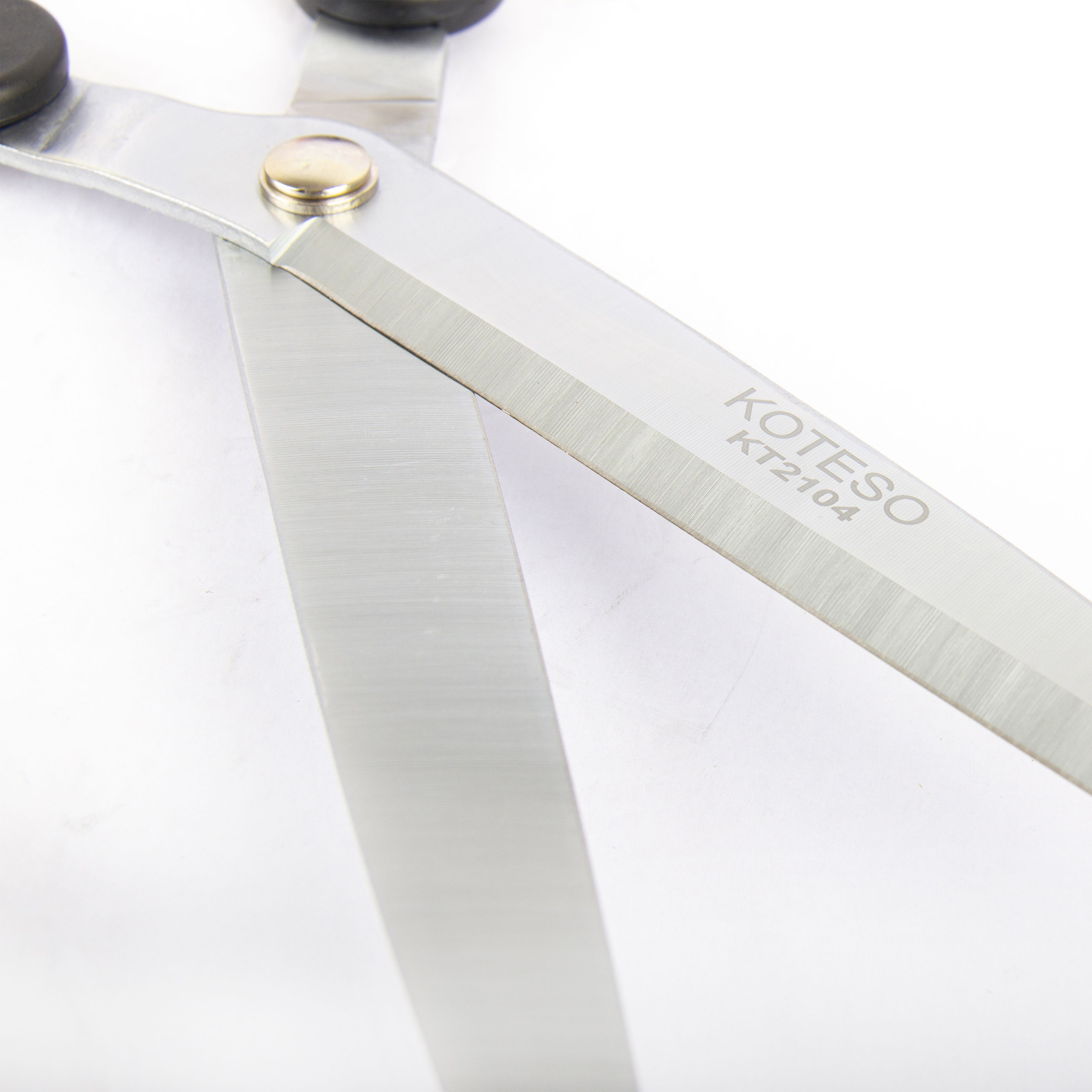 Hedge Shear 2104