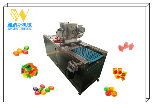 МАЛЕНЬКАЯ МАШИНА ДЛЯ ФОРМОВКИ КОНФЕТ
