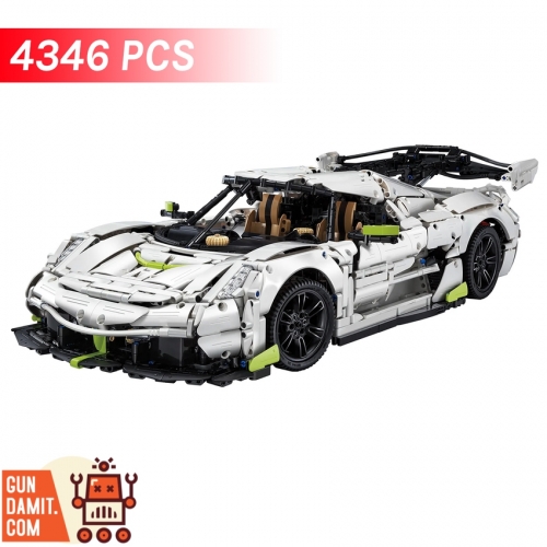CaDA 1/8 C61048 Fantasma Koenigsegg Sports Car Static Version