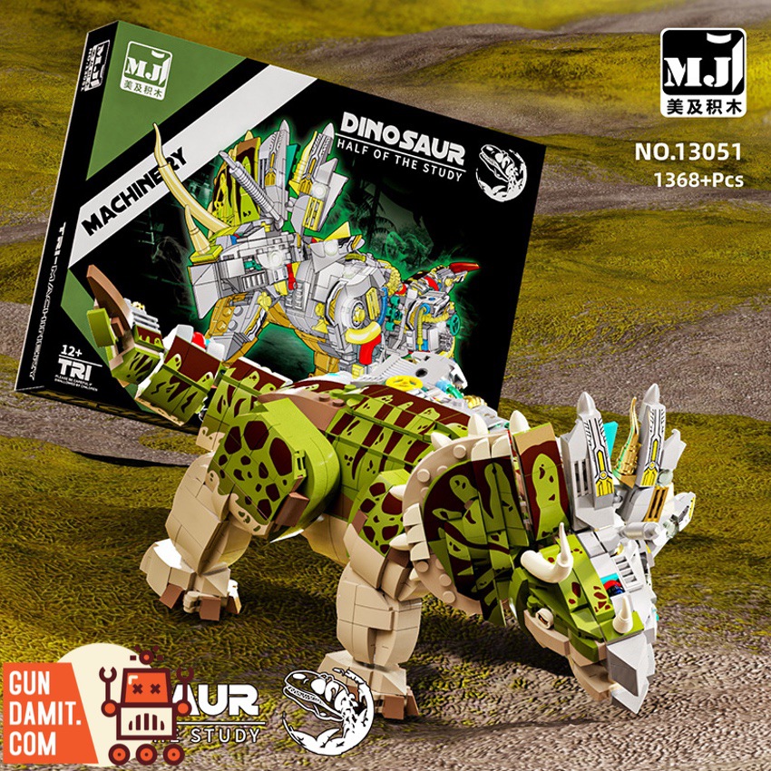 MJ 13051 Dinosaur Triceratops Half Clear Version - ChowBrick
