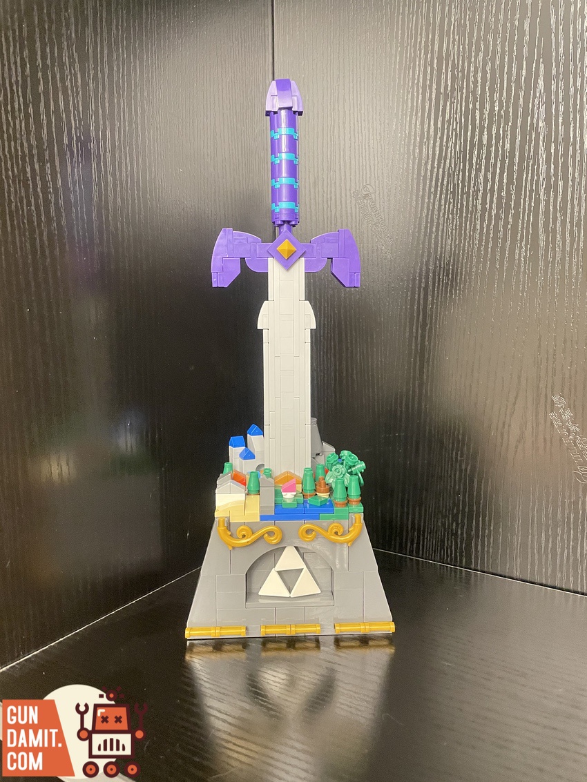 BuildMoc 36344 The Legend of Zelda Master Sword w/ Hyrule Castle
