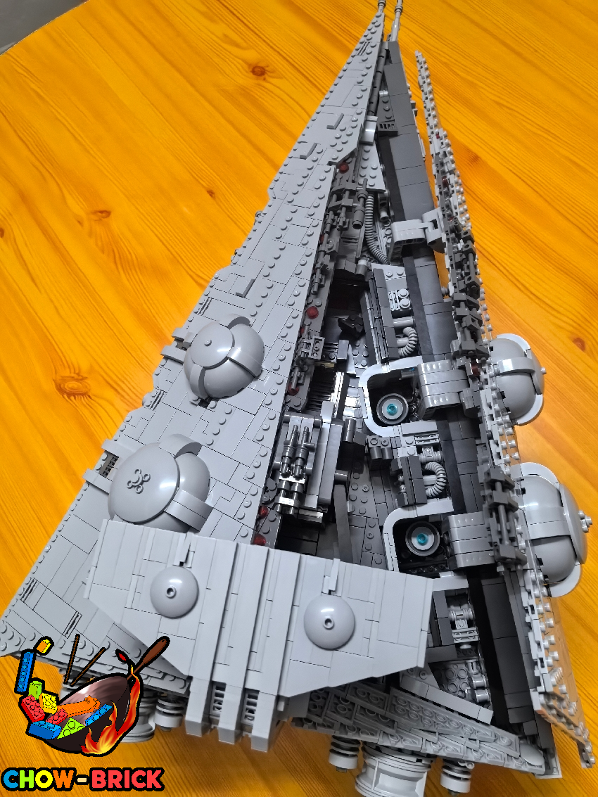 MOC 14601 Constrictor II - Playable Interdictor Cruiser