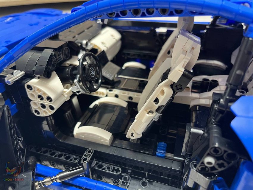 Reobrix 1/8 11010 Maserati GranTurismo 110 Static Version