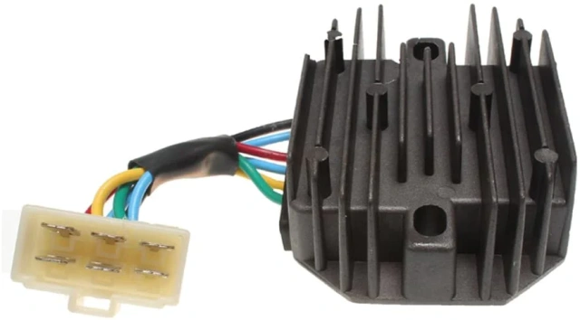12V Voltage Regulator For Yanmar Tractor YM122 YM126 YM140 YM142 YM146 YM226