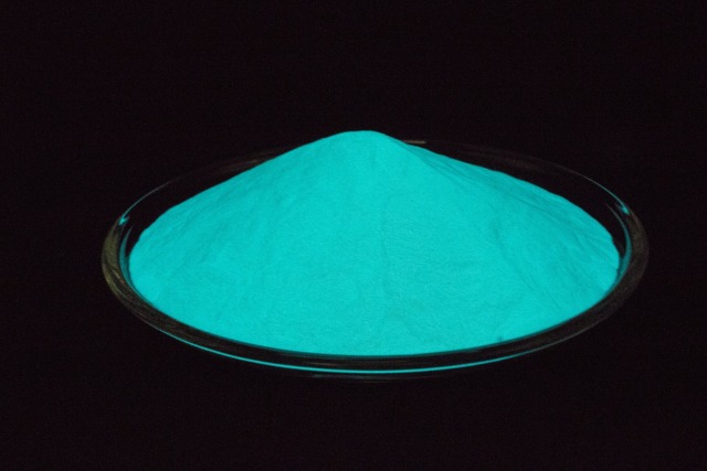 Blue Green Light Glow in Dark Pigment