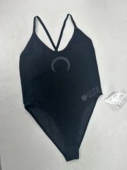 Swimwear & beachwear