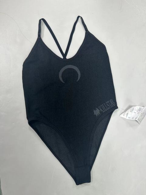 Swimwear & beachwear