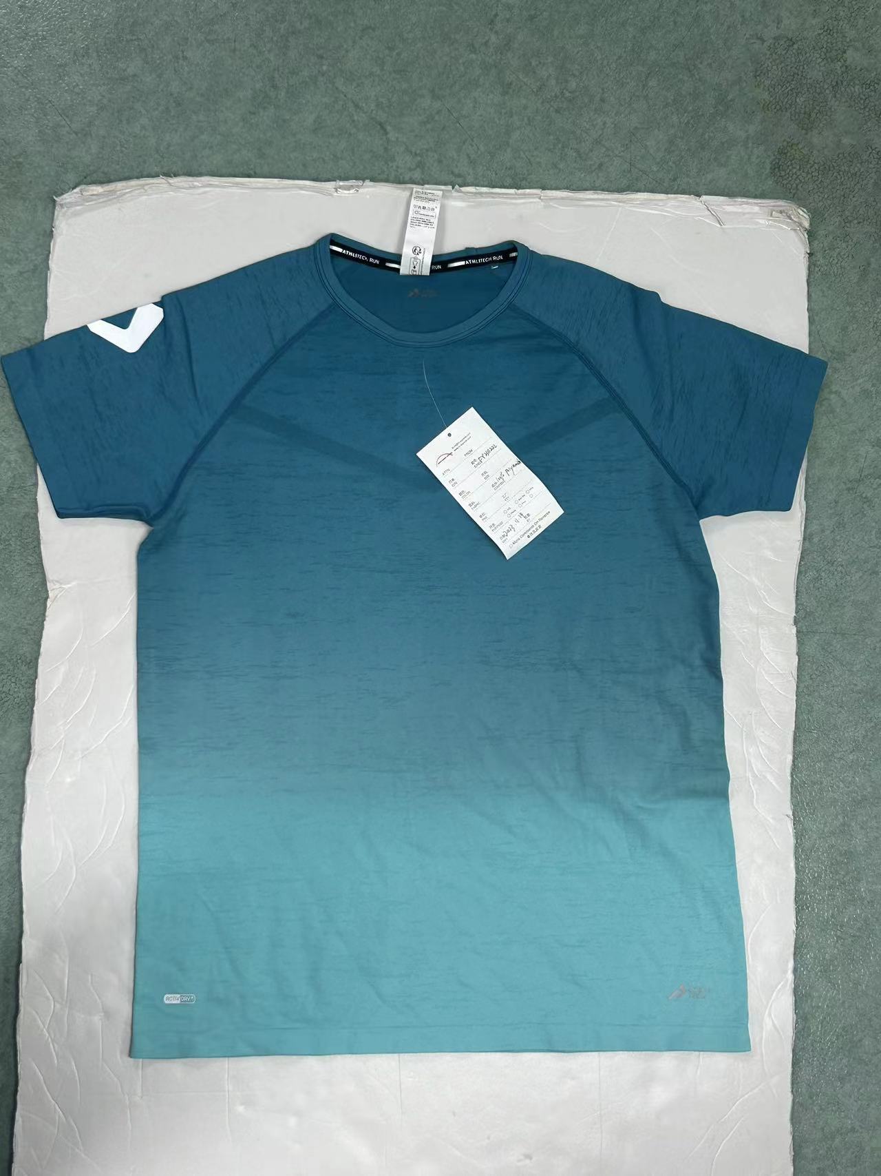 Running wear/T-shirt