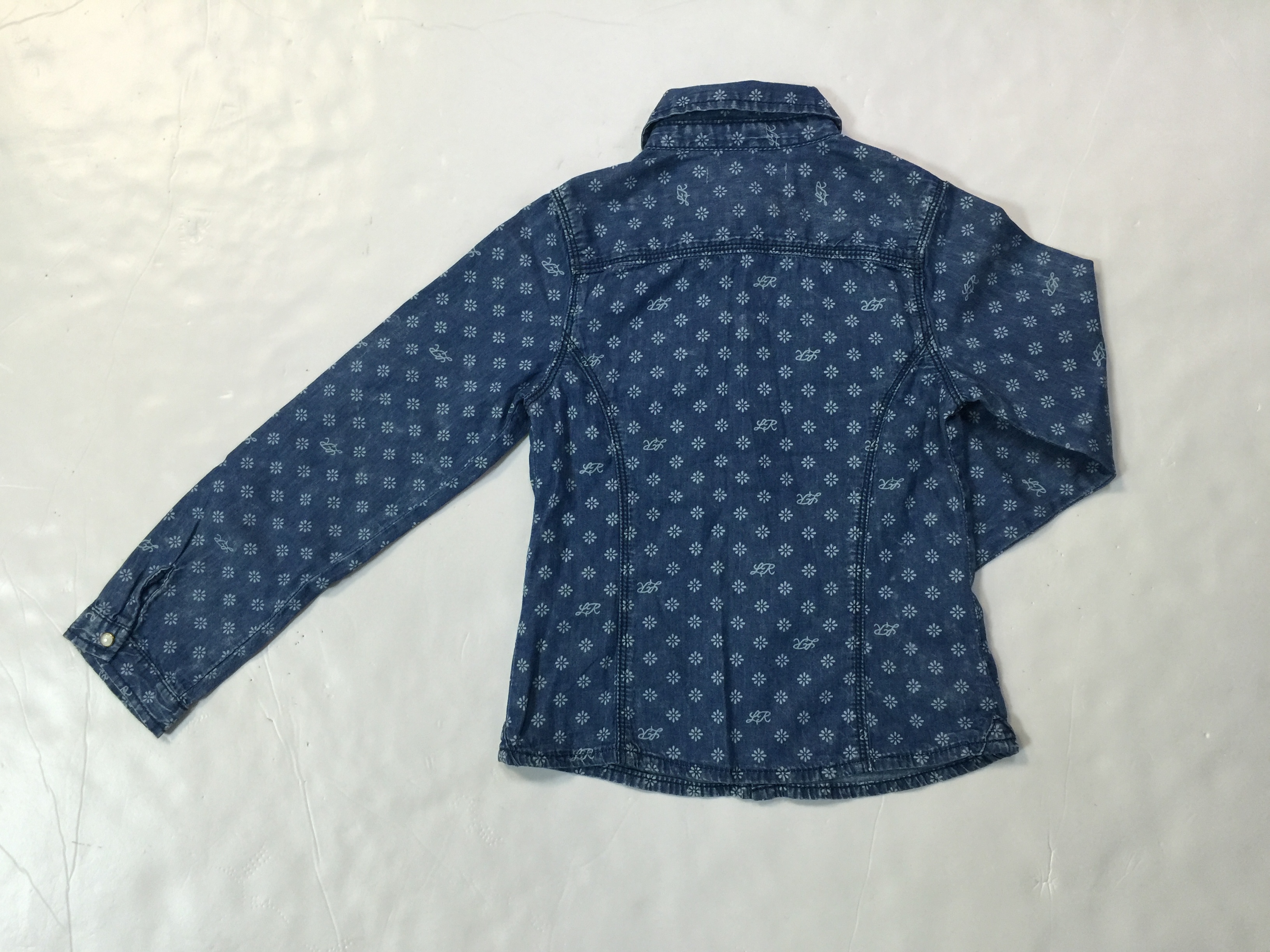 woven shirt