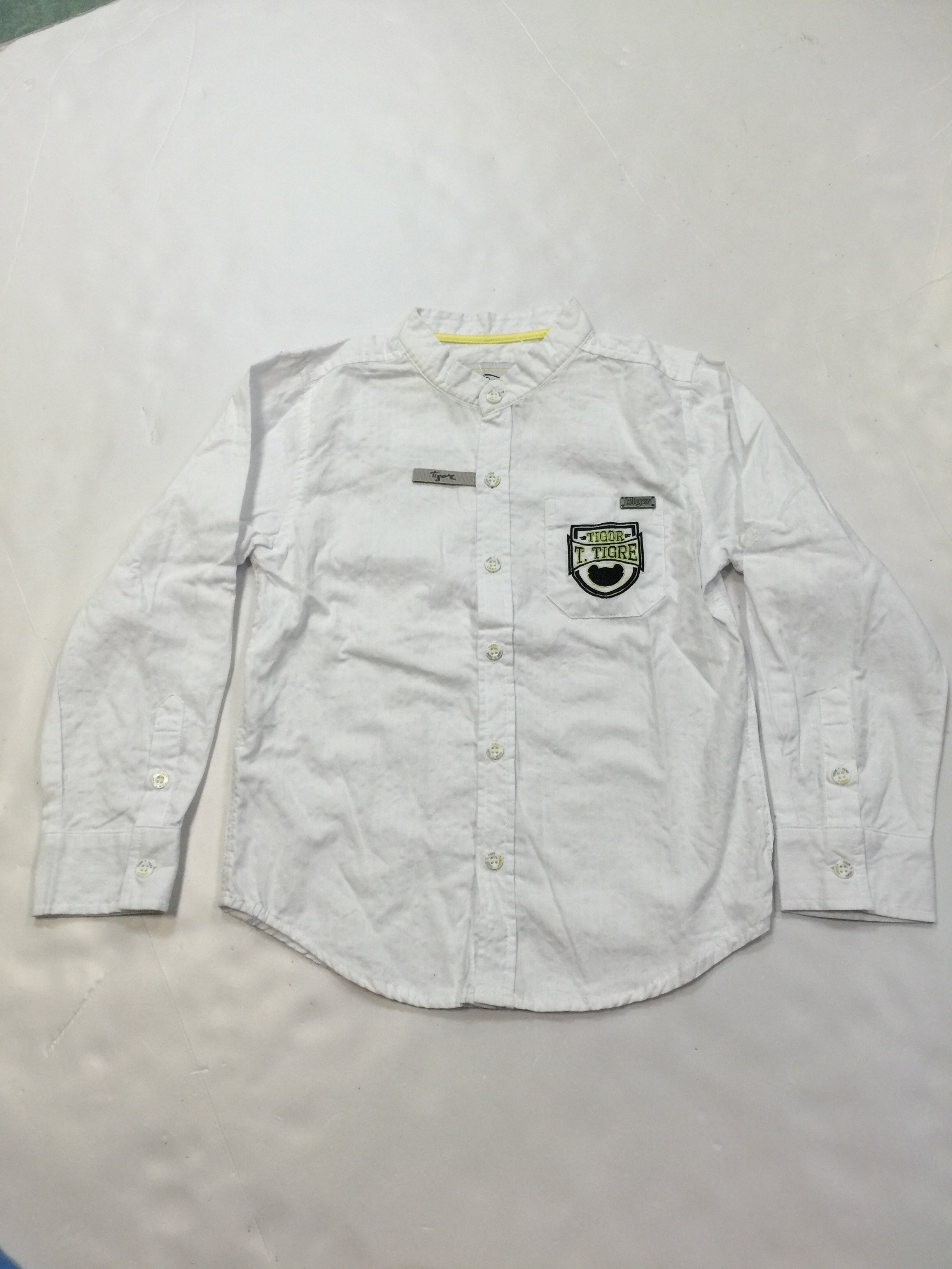 woven shirt