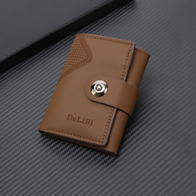 Men's Letter Pattern Embossed PU Wallet