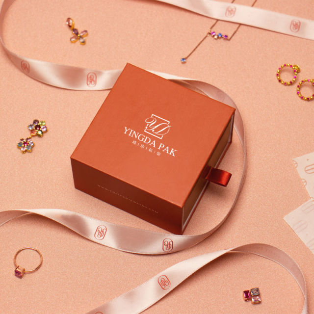 Luxury Custom Logo Foldable Magnetic Box Paper Cardboard Skin Care Cream Cosmetics Gift Box Packaging With Quality Assurance
