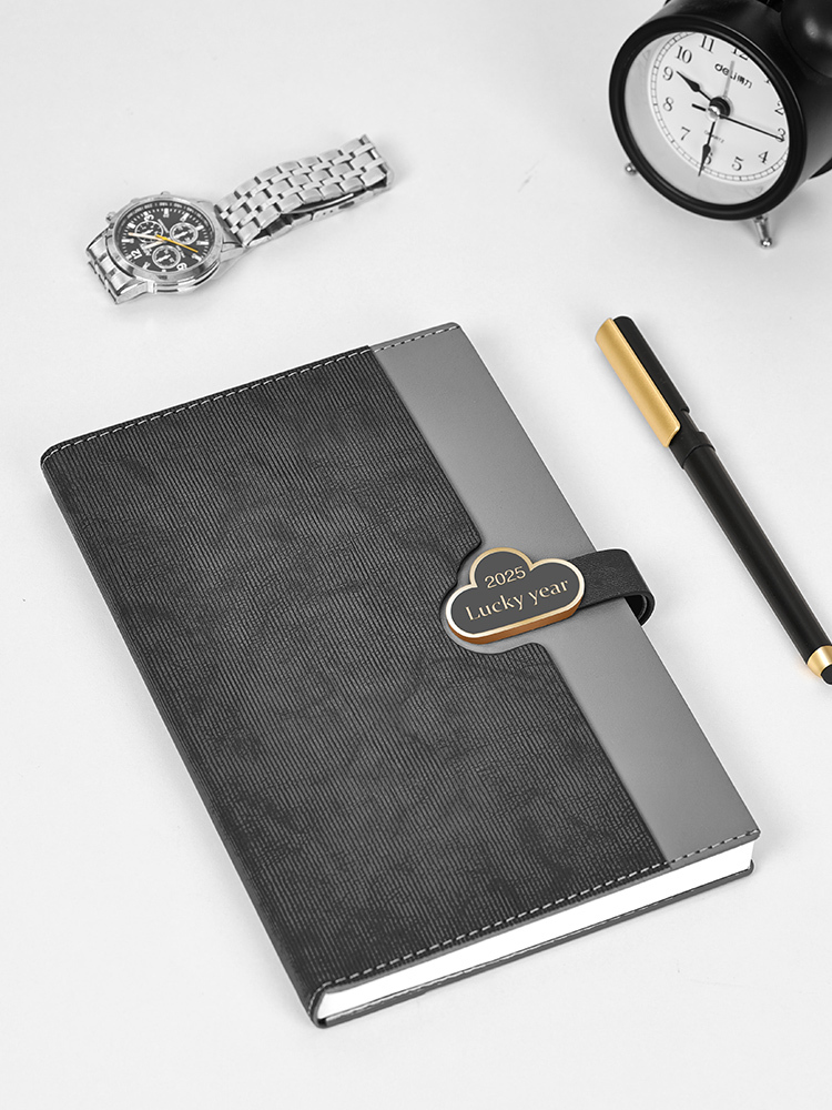 2025 Weekly Personalized Planner Best Business Schedule Diary with Cloud Shape Button