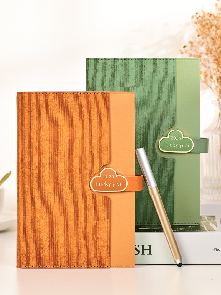 2025 Weekly Personalized Planner Best Business Schedule Diary with Cloud Shape Button