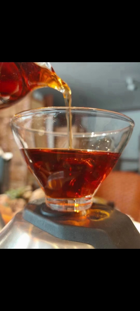 Black Tea Yunnan Ancient Tree Cooked Pu