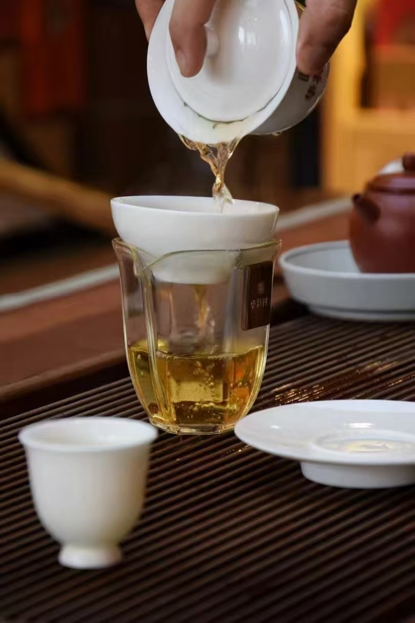 2017 (a cloud mountain) mountain white peony white tea