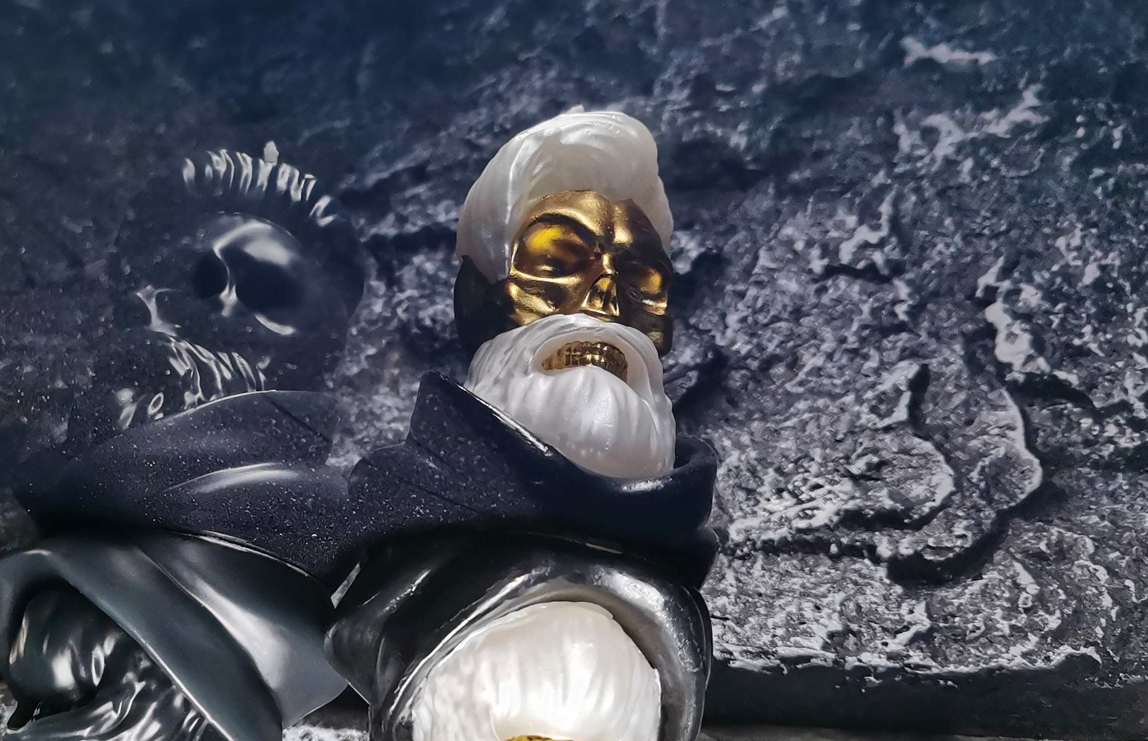 Punk Rock Black and Gold Skull Candles_back to back