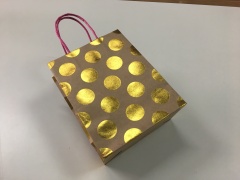 juyou paper Competitive price twisted paper handle kraft bag jewelry package bags , small gifts packaging bag , socks package bag