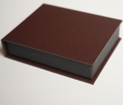 juyou paper Litch texture paper book shaped gift box VIP card, USB gift card packaging velvet sponge holder 12*7*2.5 cm magnetic closed chocolate paper box