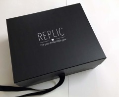 juyou paper Large gift box matt black paper foldable magnetic box closed with ribbon clothing package magnetic closure gift boxes factory