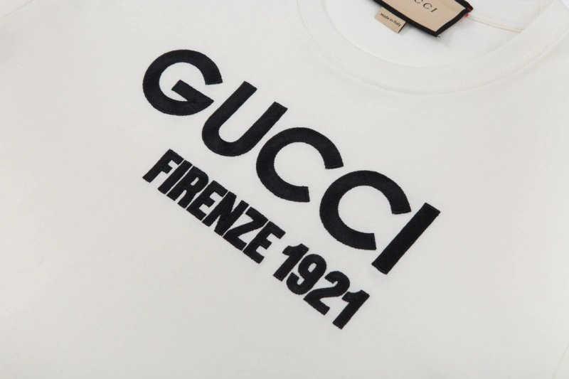 "GUCCI FIRENZE 1921英文字母短袖 - 時尚男女服飾"