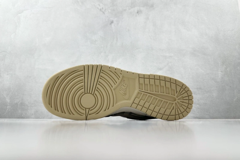 市場最真版本Travis Scott x Nike Dunk SB Low "Jackboys" 腰果花印花