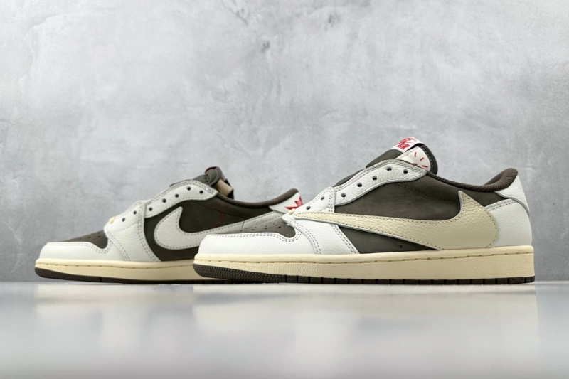 Travis Scott x Jordan Air Jordan 1 Low OG SP "Sail and Ridgerock"倒鉤3.0白棕色 - 市場最真版本 | 反轉摩卡