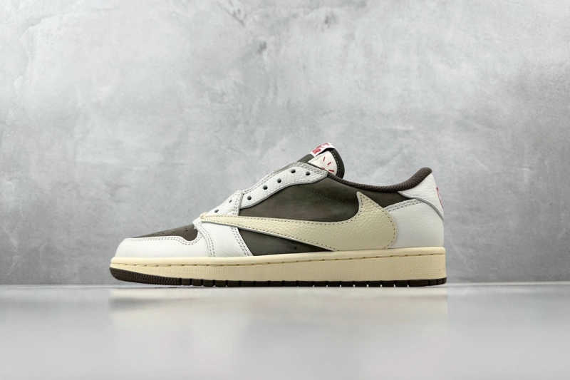 Travis Scott x Jordan Air Jordan 1 Low OG SP "Sail and Ridgerock"倒鉤3.0白棕色 - 市場最真版本 | 反轉摩卡