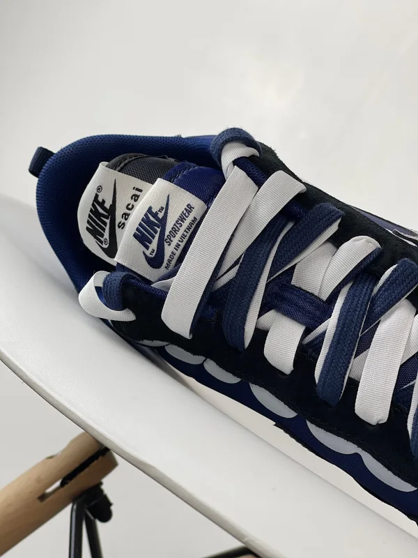 Sacai x Nike VaporWaffle 3.0 "Beige Black"