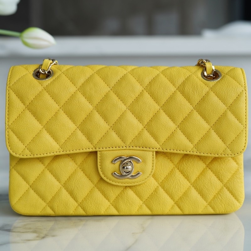 "香奈儿 Chanel Classic Flap 高仿包- 檸檬黃色，時尚品質保證"