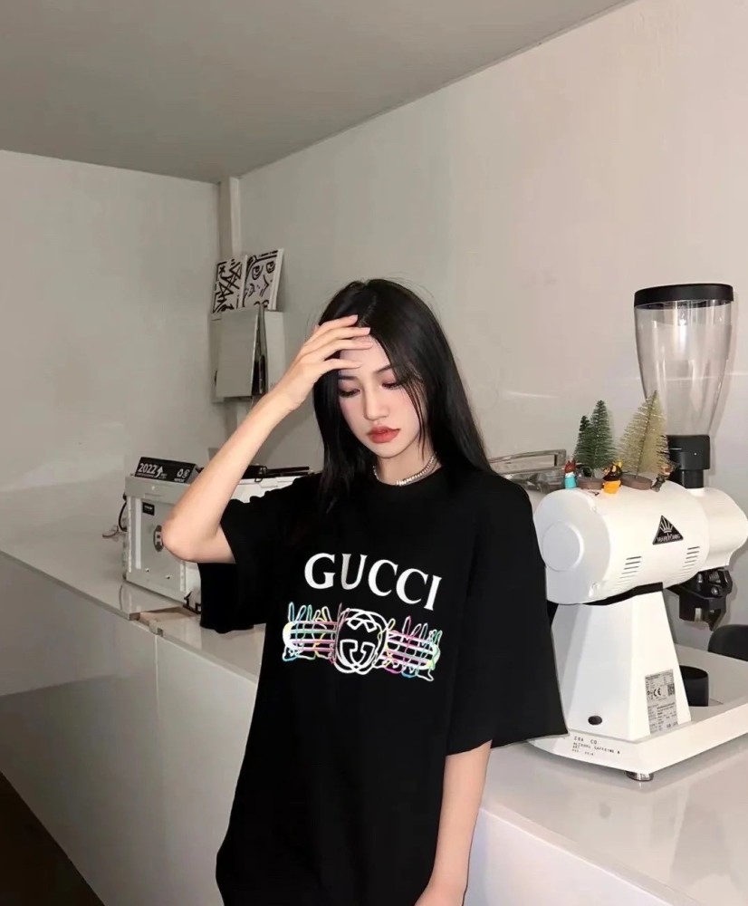 香港高仿衣服 GUCCI 古馳 2023SS兔年限定霓虹兔短袖
