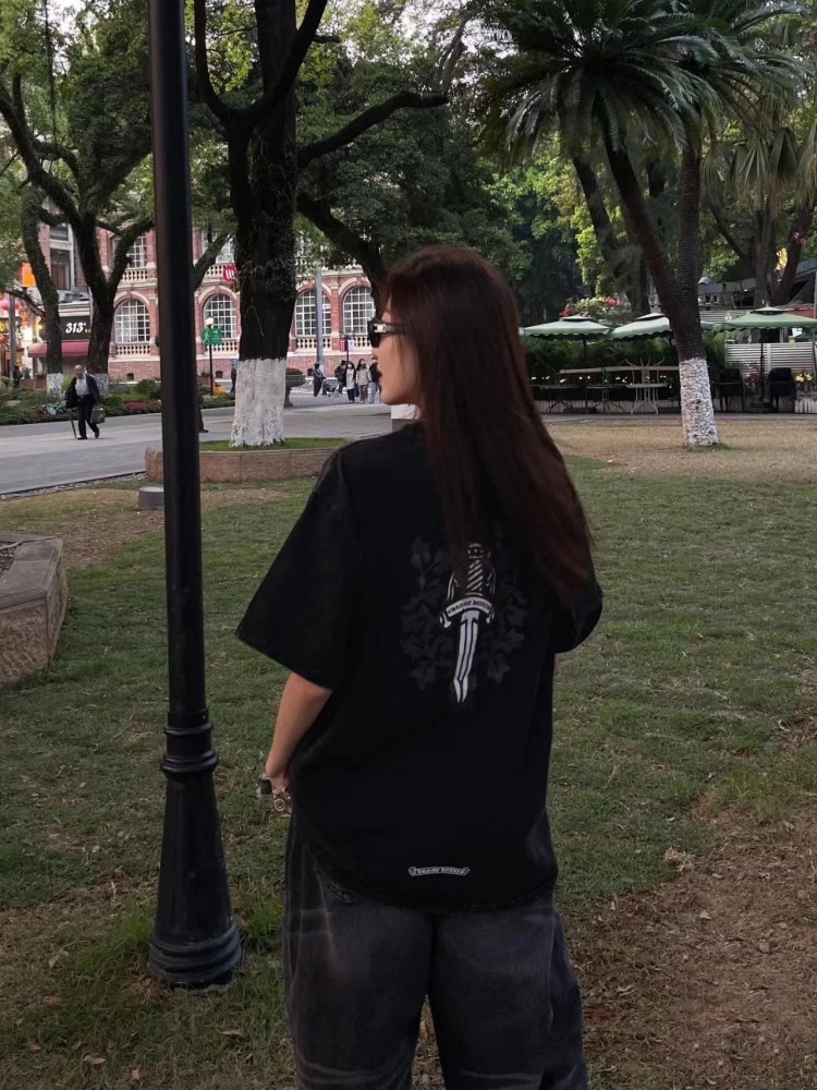 香港高仿衣服 Chrome Heart克羅心新款做舊大寶劍短袖