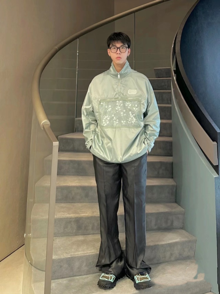香港高仿衣服 DIOR 迪奧 半拉鏈湖水藍網眼厚夾外套