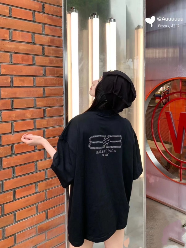 香港高仿衣服 BALENCIAGA 巴黎世家 背後奧鑽短袖T恤 奢侈品