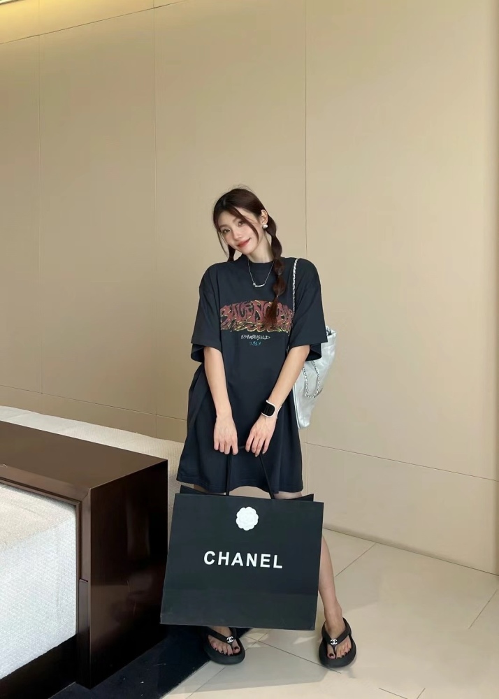 香港高仿衣服 BALENCIAGA 巴黎世家 黑色短袖 奢侈品