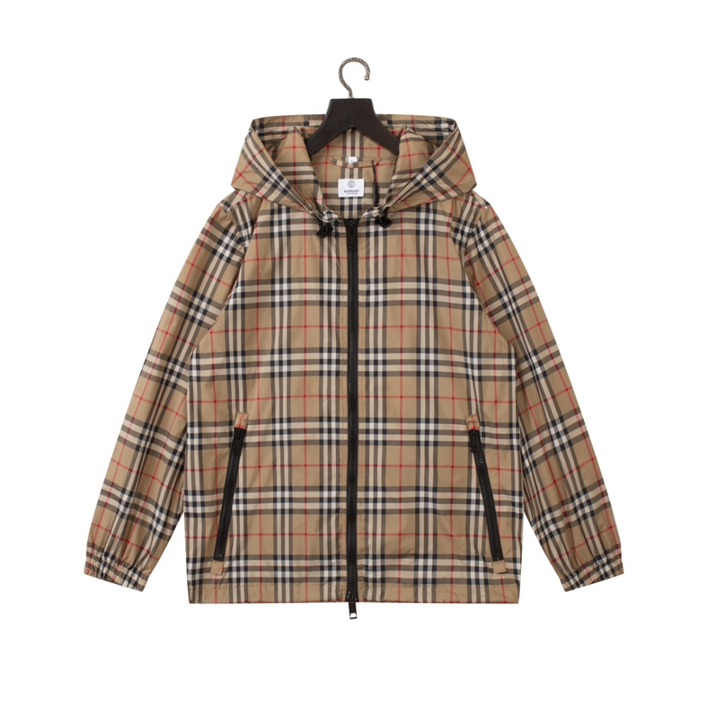 香港高仿衣服 BURBERRY 巴寶莉 格子連帽風衣外套 奢侈品