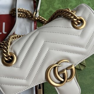 Gucci Marmont迷你手袋 - 多功能背法與經典設計的融合