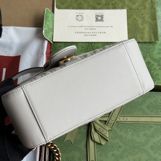 Gucci Marmont系列淺灰美包 - 每個時尚達人的必備單品
