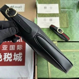 Gucci Jackie小號皮革肩背包 - 新月形狀與匠心設計