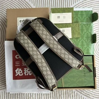 Supreme帆布書包 - 棕色皮革滾邊與紅綠條紋織帶的完美結合