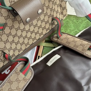 Gucci經典GG帆布母婴背包 - 實用與風格的完美結合