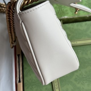 Gucci Marmont迷你手袋 - 多功能背法與經典設計的融合