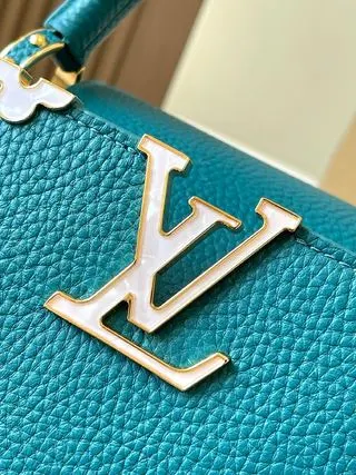 LV湖藍色貝殼五金Capucines小號手袋 | 經典Monogram花卉裝飾