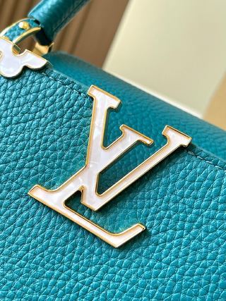 LV湖藍色貝殼五金Capucines小號手袋 | 經典Monogram花卉裝飾