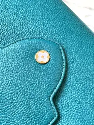 LV湖藍色貝殼五金Capucines小號手袋 | 經典Monogram花卉裝飾
