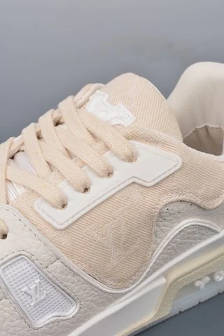 LV Trainer 联名秋季限量版 | 国内独享新配色