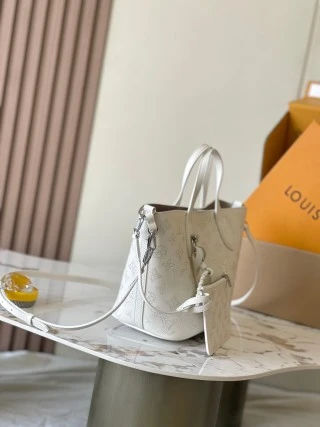 復刻 LV Bella 小号手袋｜白色動態芯片版高仿奢侈品包包