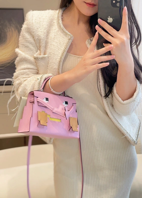 【頂級高仿復刻】Hermès Kelly Doll Picto 錦葵紫｜1:1復刻千禧娃娃