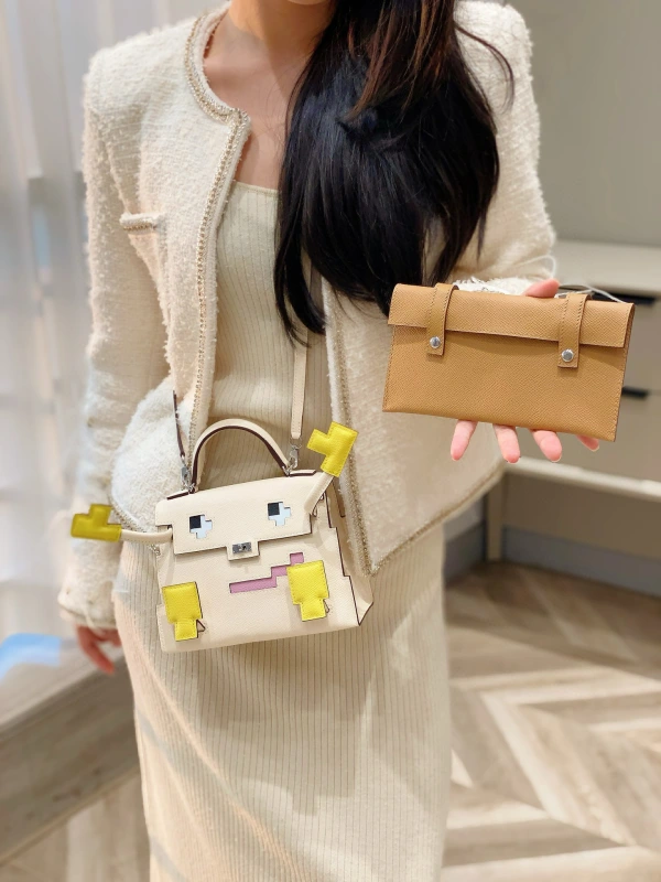 【頂級高仿復刻】Hermès Kelly Doll Picto 奶油白｜1:1復刻千禧娃娃